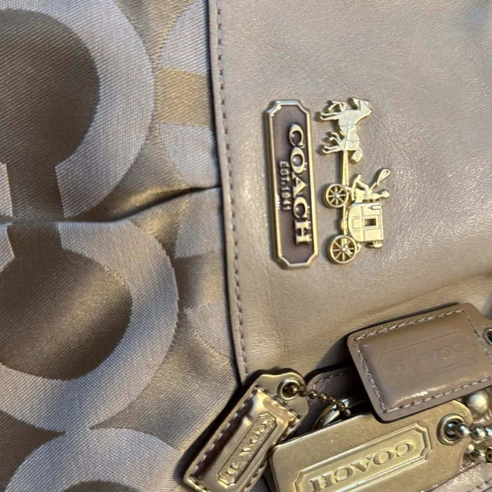 COACH MADISON LARGE CHAMPAGNE BEIGE OP ART SIGNATURE MAGAZINE TOTE BAG